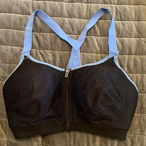 Victoria Sport Blue Black Netting Sports Bra • clasp & zipper front closure 32DD